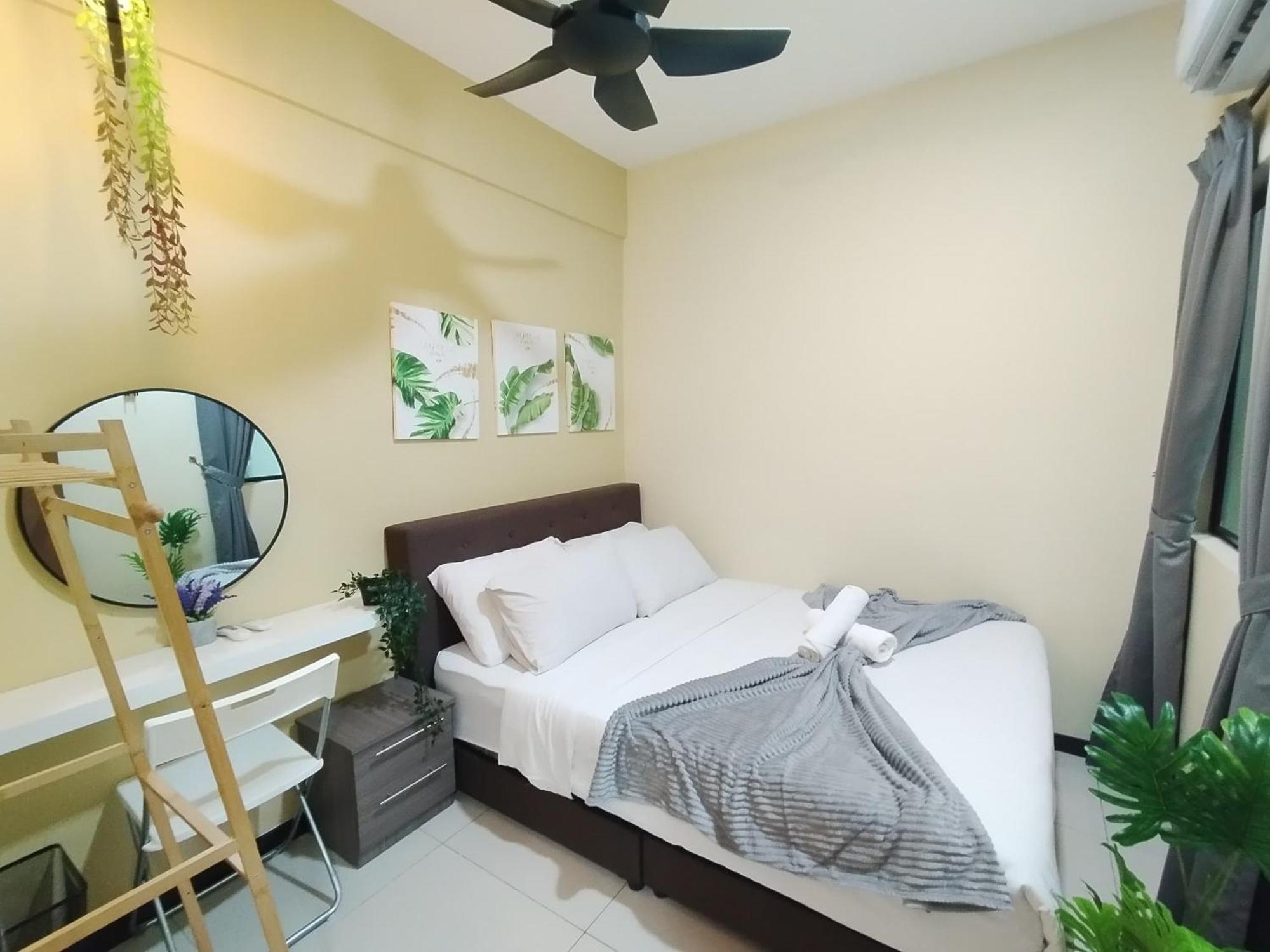 Waterpark Manhattan Premium By Iwh Apartemen *