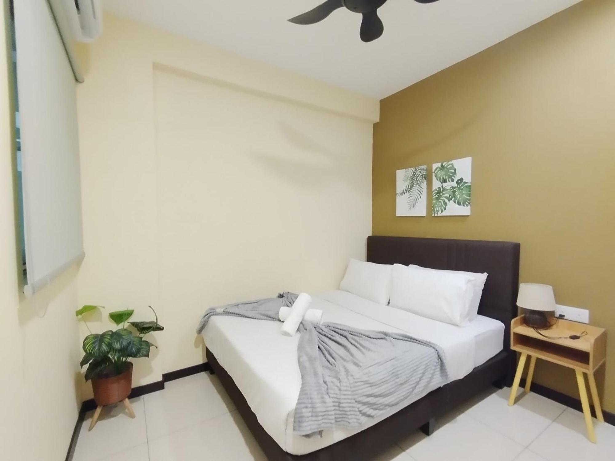 Apartemen Waterpark Manhattan Premium By Iwh *