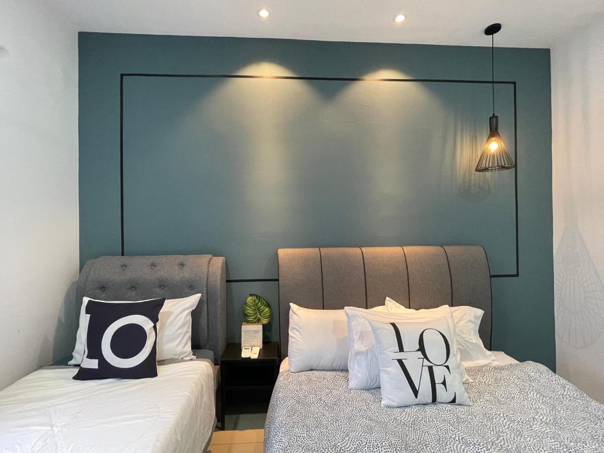 Waterpark Manhattan Premium By Iwh Apartment