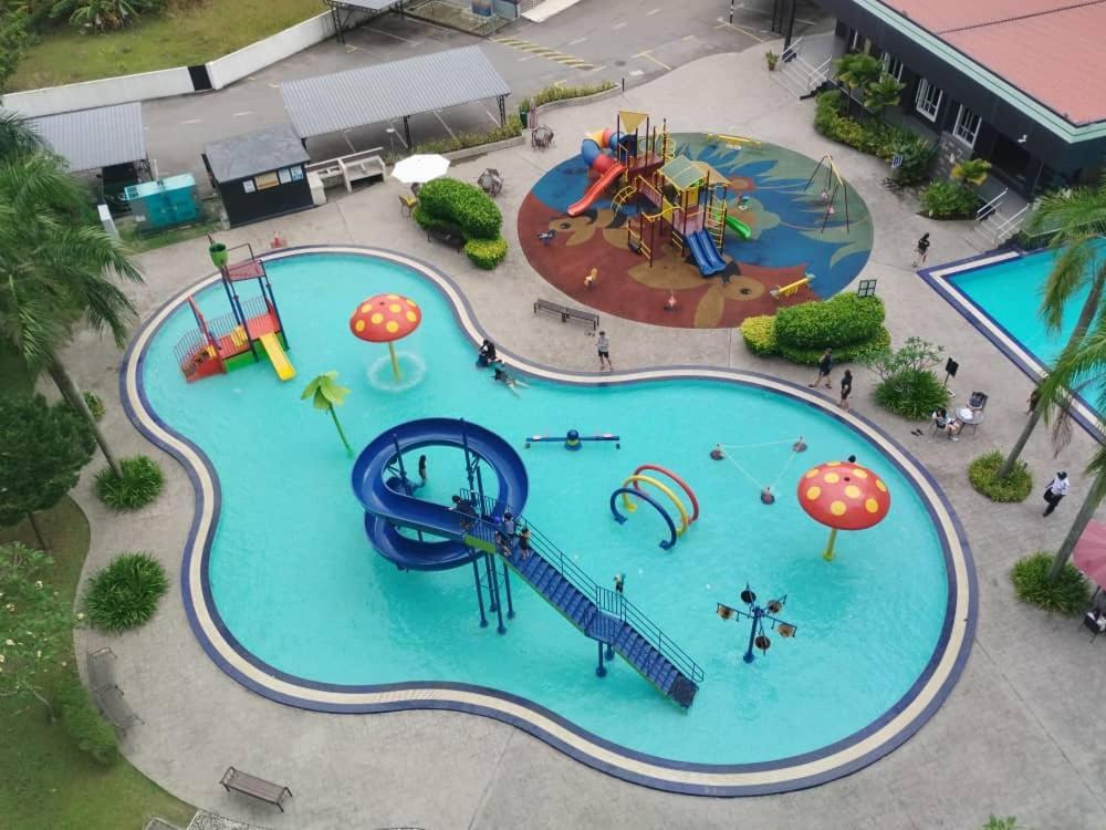 Waterpark Manhattan Premium By Iwh *